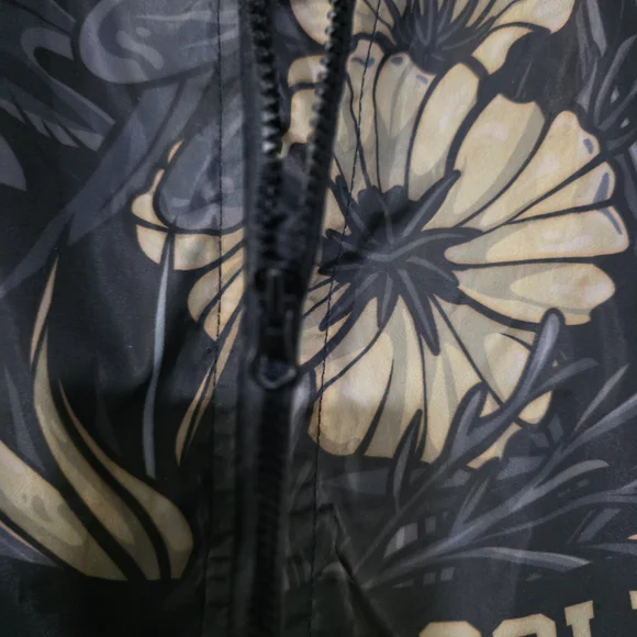 Golden State Warriors Hooded Windbreaker From Adapt -Gold Blooded Size Large - Picture 5 of 8